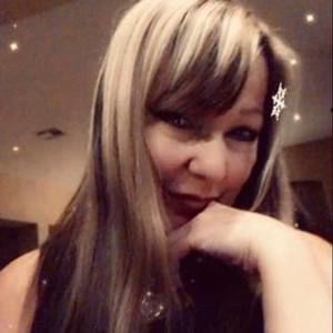 Meet your Posher, Claudia